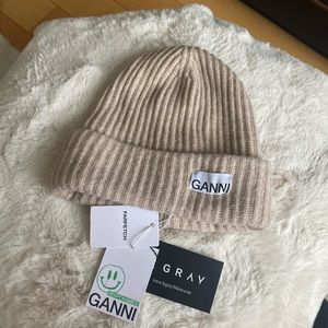 Ganni beanie in tan, new with tags